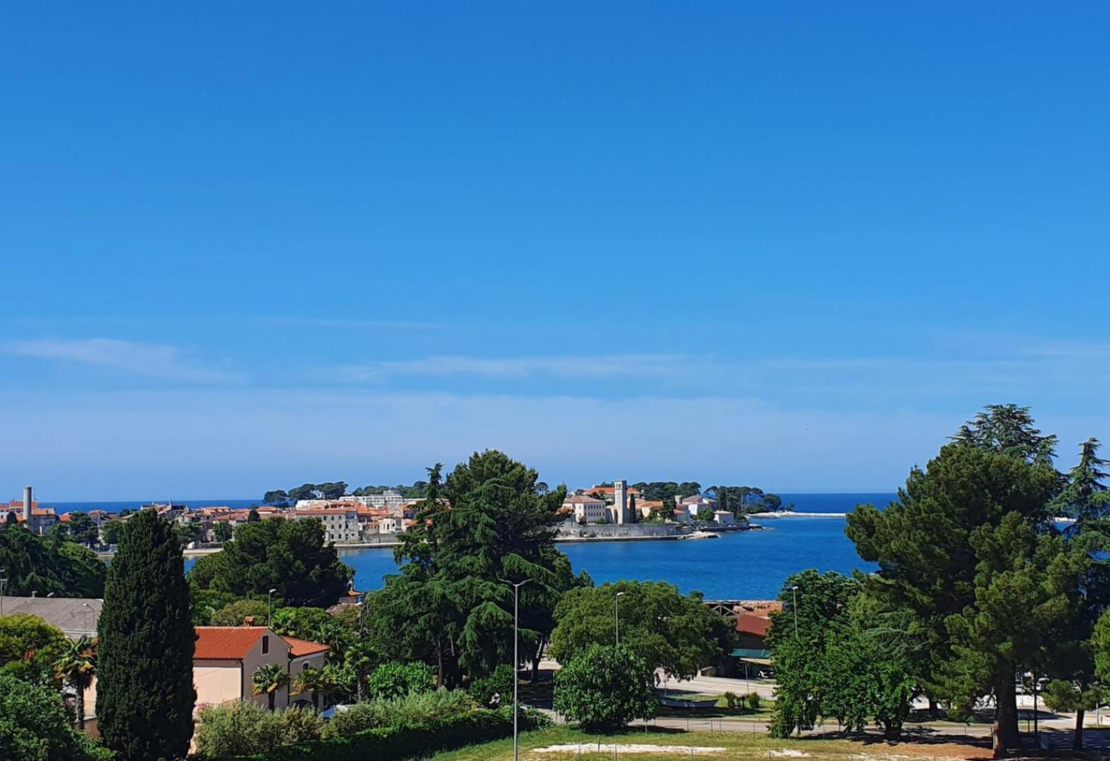 Studio Apartment Ljubica For 2 Persons 150M From The Beach Porec Bagian luar foto
